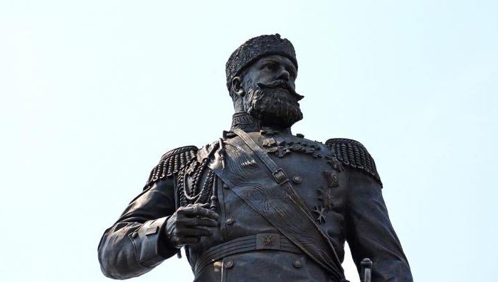 Νοβοσιμπίρσκ. Μνημείο του Αλεξάνδρου ΙΙΙ: περιγραφή, ιστορία, διαφορές