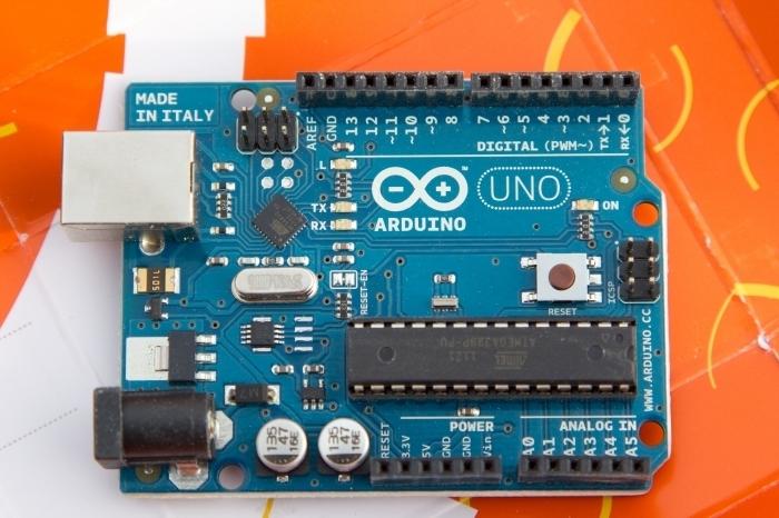 Arduino Uno: περιγραφή, περιγραφή πλατφόρμας